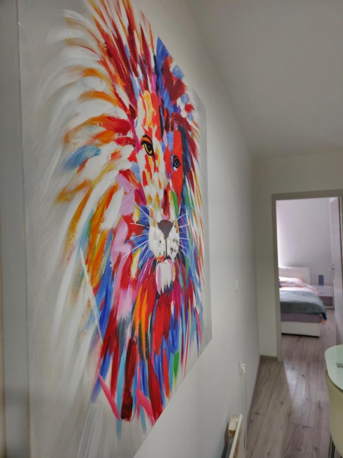 Apartment Aria Vinkovci Esterno foto