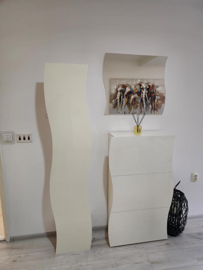 Apartment Aria Vinkovci Esterno foto